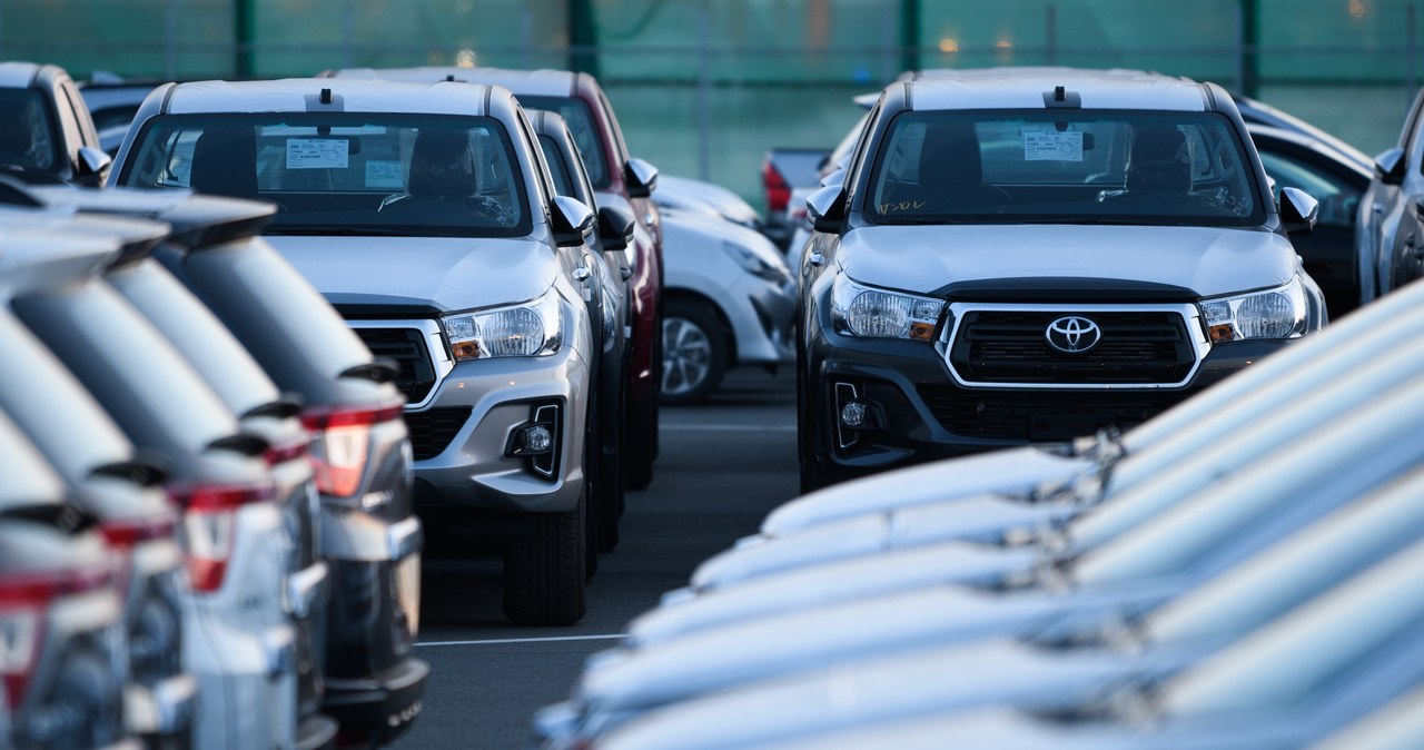 Toyota wstrzymała sprzedaż samochodów z silnikami Diesla. Firma oszukiwała na testach homologacyjnych /Getty Images