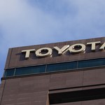 Toyota wznawia pracę w japońskich fabrykach