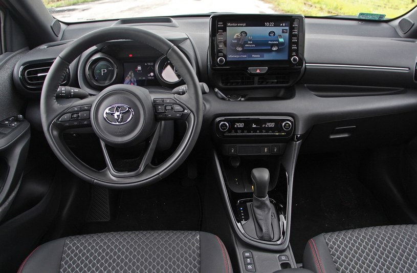 Toyota Yaris hybrid /INTERIA.PL