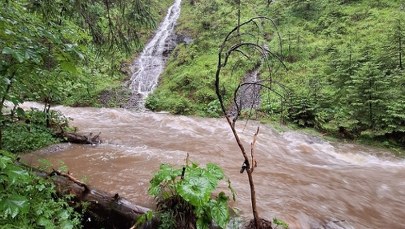 TPN ostrzega. Trudne warunki turystyczne w Tatrach