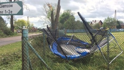 Trąba powietrzna w Łódzkiem. Dramatyczny zapis zniszczeń w Giemzowie