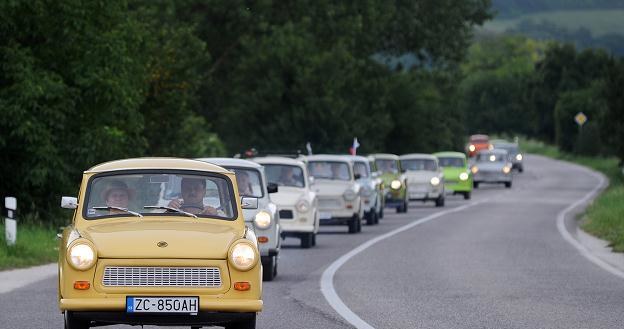 Trabant stał się samochodem kultowym /AFP