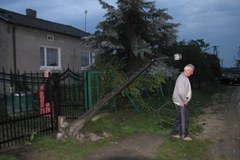 Trąby powietrzne zniszczyły domy w Łódzkiem