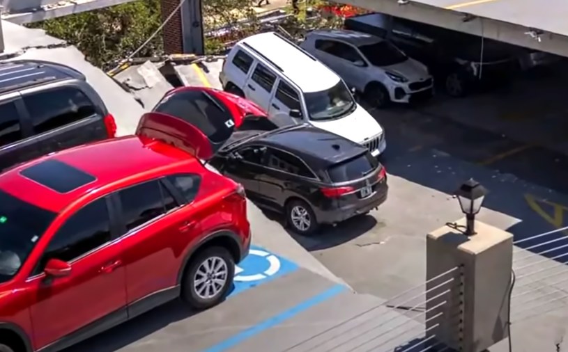 Tragedia budowlana w USA. Zawalił się parking przy szpitalu