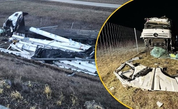 Tragedia na A4. Z tira zostały strzępy, zdjęcia przerażają