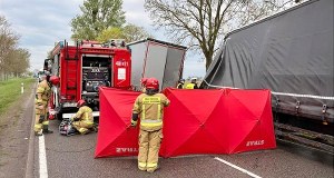 Tragedia na drodze. Jedna osoba zginęła w zderzeniu ciężarówek