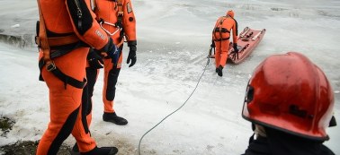 Tragedia na jeziorze. Wznawiają poszukiwania wędkarzy