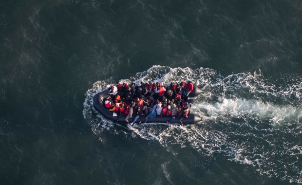 Tragedia na La Manche. Znaleziono ciała migrantów