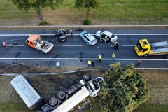 Tragedia na obwodnicy Świebodzina. Zginęła kobieta i dwoje nastolatków