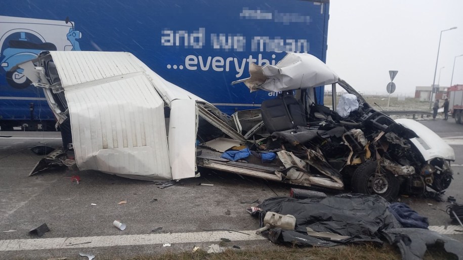 Tragedia na S8. 4 osoby nie żyją /KW PSP Łódź /