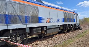 Tragedia na torach. 77-latek wjechał pod pociąg