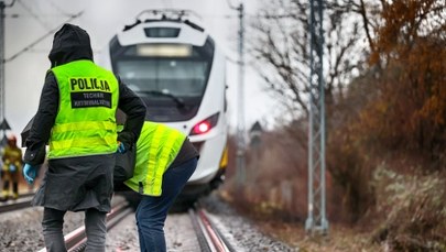 Tragedia na torach. Pociąg śmiertelnie potrącił człowieka