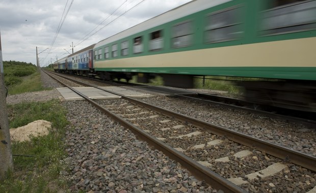 Tragedia na torach w Żyrardowie. Jedna osoba nie żyje