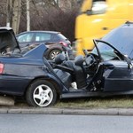 Tragedia na Ursynowie. Ciężarówka wjechała w osobówkę, zginął kierowca