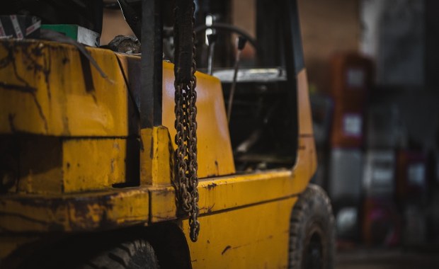 Tragedia w centrum dystrybucyjnym jednej z sieci handlowych. Nie żyje pracownik