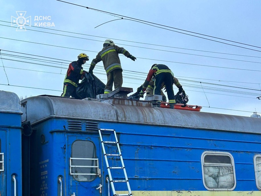 Tragedia w Kijowie; zdjęcie z miejsca zdarzenia /Państwowa Służba Ukrainy ds. Sytuacji Nadzwyczajnych /