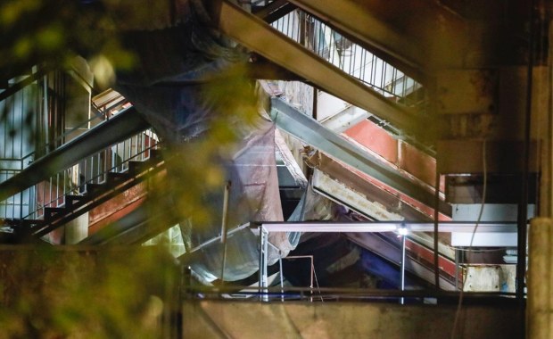 Tragedia w Neapolu. Runął balkon, są ofiary