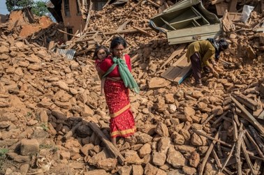 Tragedia w Nepalu. W szpitalach brakuje antybiotyków