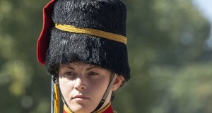 Tragedia w obecności króla Karola III. Wiemy, kim była 24-latka