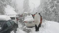 Tragedia w Pakistanie. Śnieg zasypał turystów w samochodach