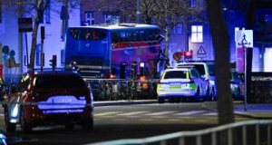 Tragedia w Sztokholmie: Autobus wjechał w przystanek, są zabici i ranni