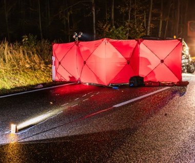 Tragedia w Wielkopolsce. BMW potrąciło 20-latkę podczas cofania