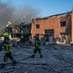 Tragiczna sobota w Ukrainie: 500 pocisków poleciało na Kijów, dron uderzył w pociąg