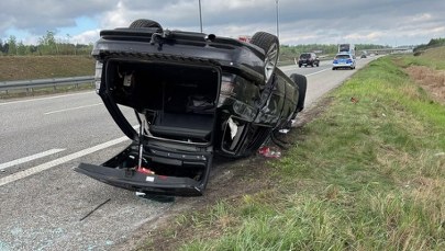 Tragiczne dachowanie na autostradzie A2