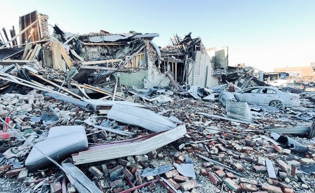 Tragiczne tornada w USA. „Mamy miasta, których już nie ma”