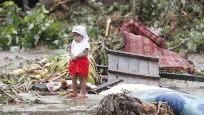 Tragiczny bilans tsunami w Indonezji. Ponad 400 ofiar
