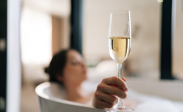 Tragiczny finał urodzinowej zabawy. Rodzice 4-latki zmarli w wannie