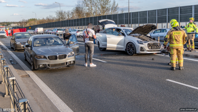 Tragiczny karambol w Łomiankach. Ważny apel policji