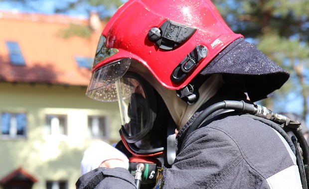 Tragiczny pożar w Bystrej. Nie żyją dwie osoby