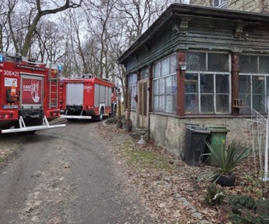 Tragiczny pożar w Komornikach. Nie żyją dwie osoby