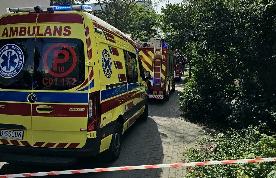 Tragiczny pożar w Toruniu; nie żyje 79-letnia kobieta (zdjęcie z miejsca zdarzenia) /KM PSP Toruń /