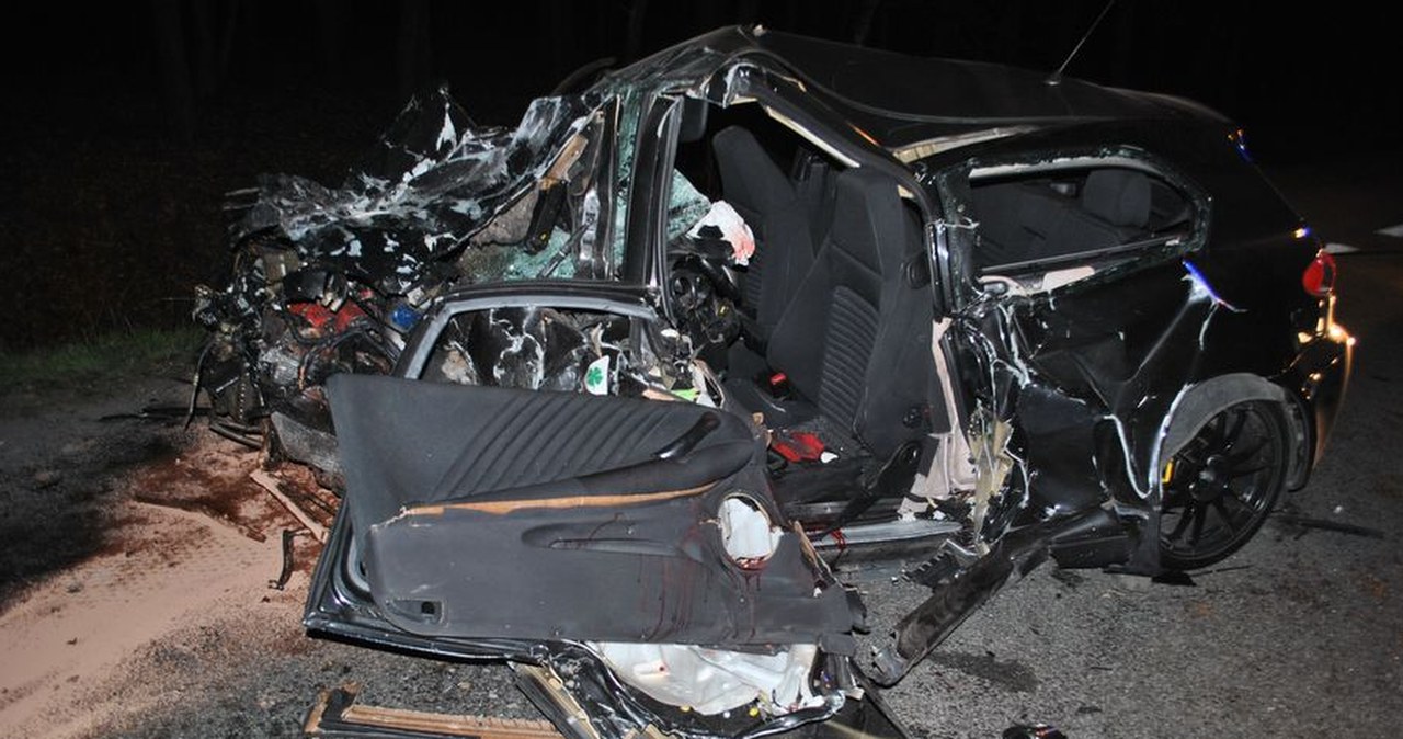 Tragiczny weekend na śląskich drogach. Zginęło 7 osób, w tym 10-letnia dziewczynka