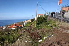Tragiczny wypadek autobusu na Maderze. Zdjęcia z miejsca zdarzenia