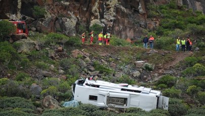 Tragiczny wypadek autobusu na Wyspach Kanaryjskich. Pojazd spadł z 10 metrów