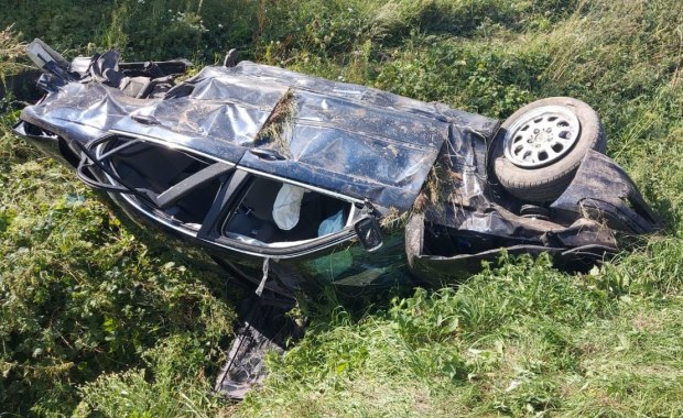 Tragiczny wypadek bmw koło Włodawy. Nie żyje 21-letni pasażer