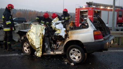 Tragiczny wypadek na A2, 3 osoby nie żyją 