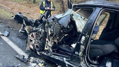 Tragiczny wypadek na krajowej "11". Zginęły dwie osoby