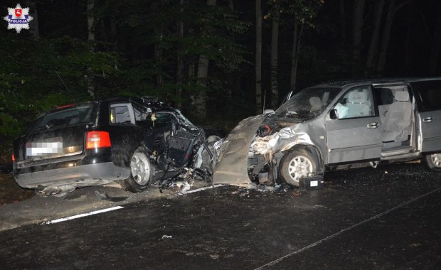 Tragiczny wypadek na Lubelszczyźnie. Nie żyje 17-latek i 40-latka, rannych 7 osób