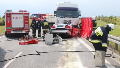 Tragiczny wypadek na Pomorzu. Zginęły trzy osoby, ranne jest też dziecko