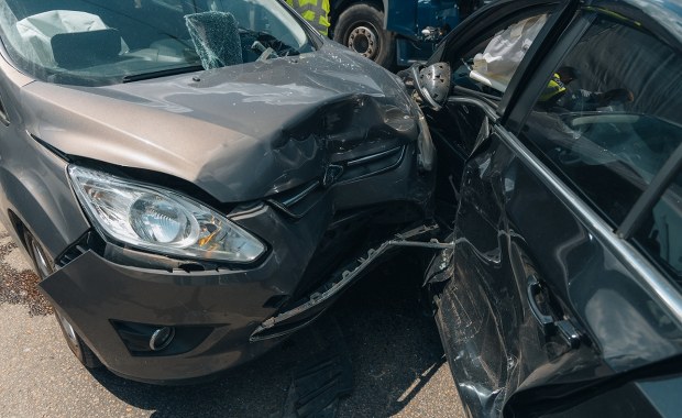 Tragiczny wypadek na S6. Dwie osoby zginęły, siedmioro rannych