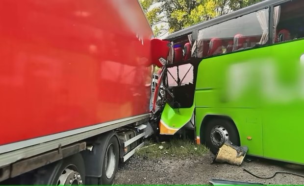 Tragiczny wypadek pod Lwowem. Autobus jechał z Warszawy