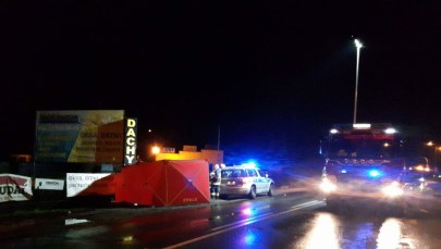 Tragiczny wypadek w Kobyłce. 22-letni kierowca z zarzutami