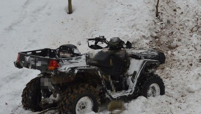 Tragiczny wypadek w lesie. Quad przygniótł 44-latka, mężczyzna zmarł
