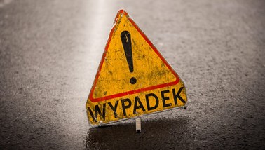 Tragiczny wypadek w Łódzkiem. Dwie osoby zginęły, a pięć zostało rannych