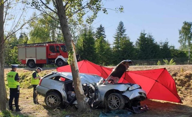 Tragiczny wypadek w Lubelskiem. Kierowca nie żyje, 7-latek walczy o życie
