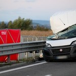 Tragiczny wypadek w Medyce. Bus uderzył w ciężarówkę